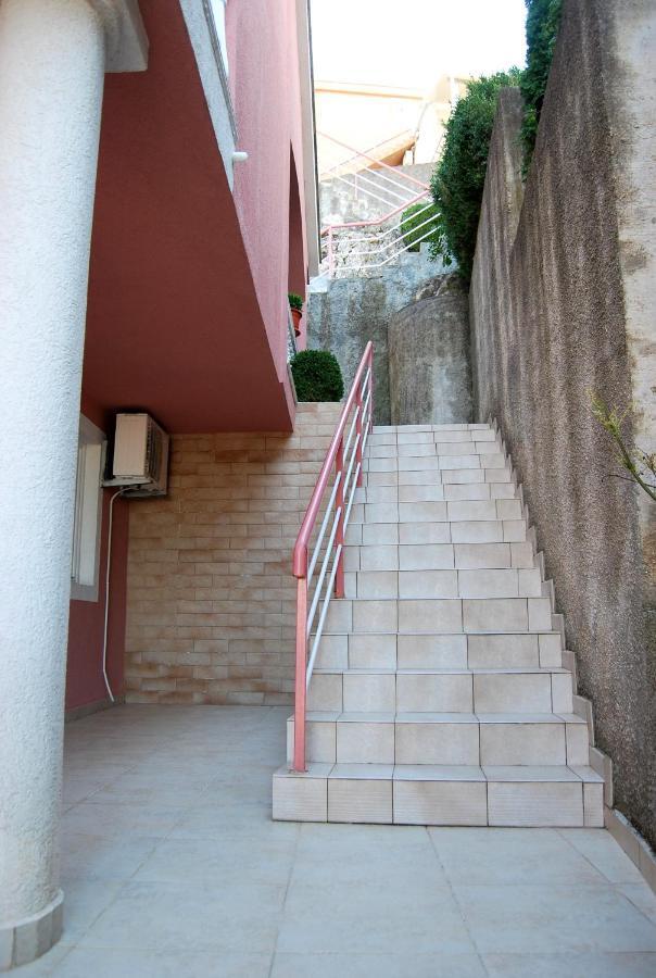 Omega Apartments أولتْسي المظهر الخارجي الصورة